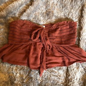 Crochet strapless crop top
